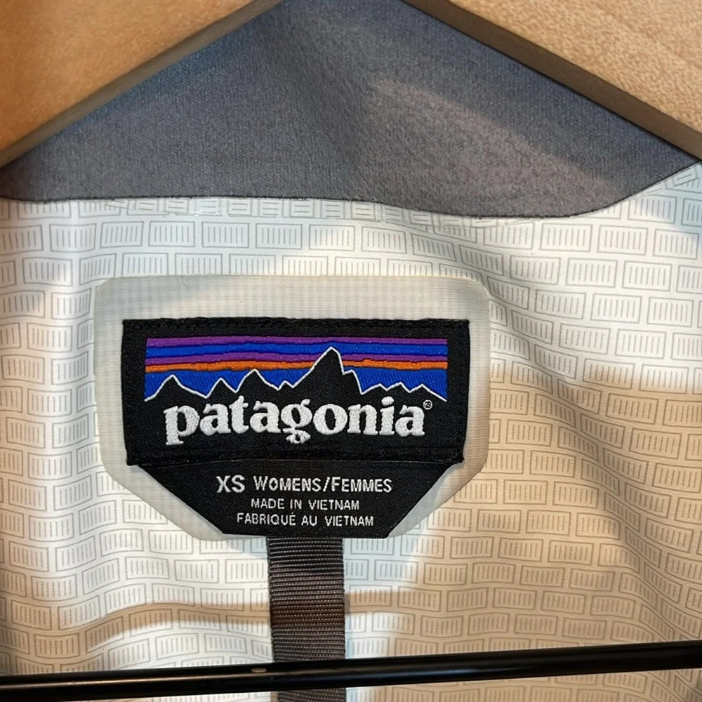 Patagonia Granite Crest Rain Jacket XS - Picture 3 of 6